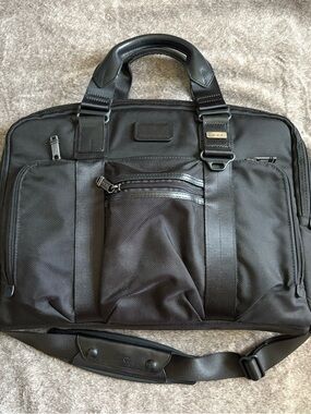 Tumi Alpha Bravo McNair Briefcase Laptop Bag Ballistic Nylon 22611DH Reg $350